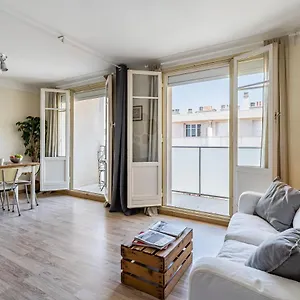 Avec Balcon, à 50m, Proche Vieux Port Marseille